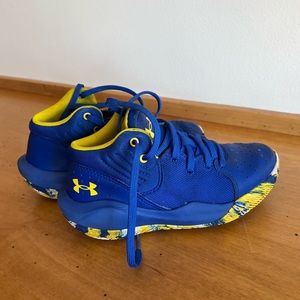 Under Armour Kids Basketball Sneakers size 1
